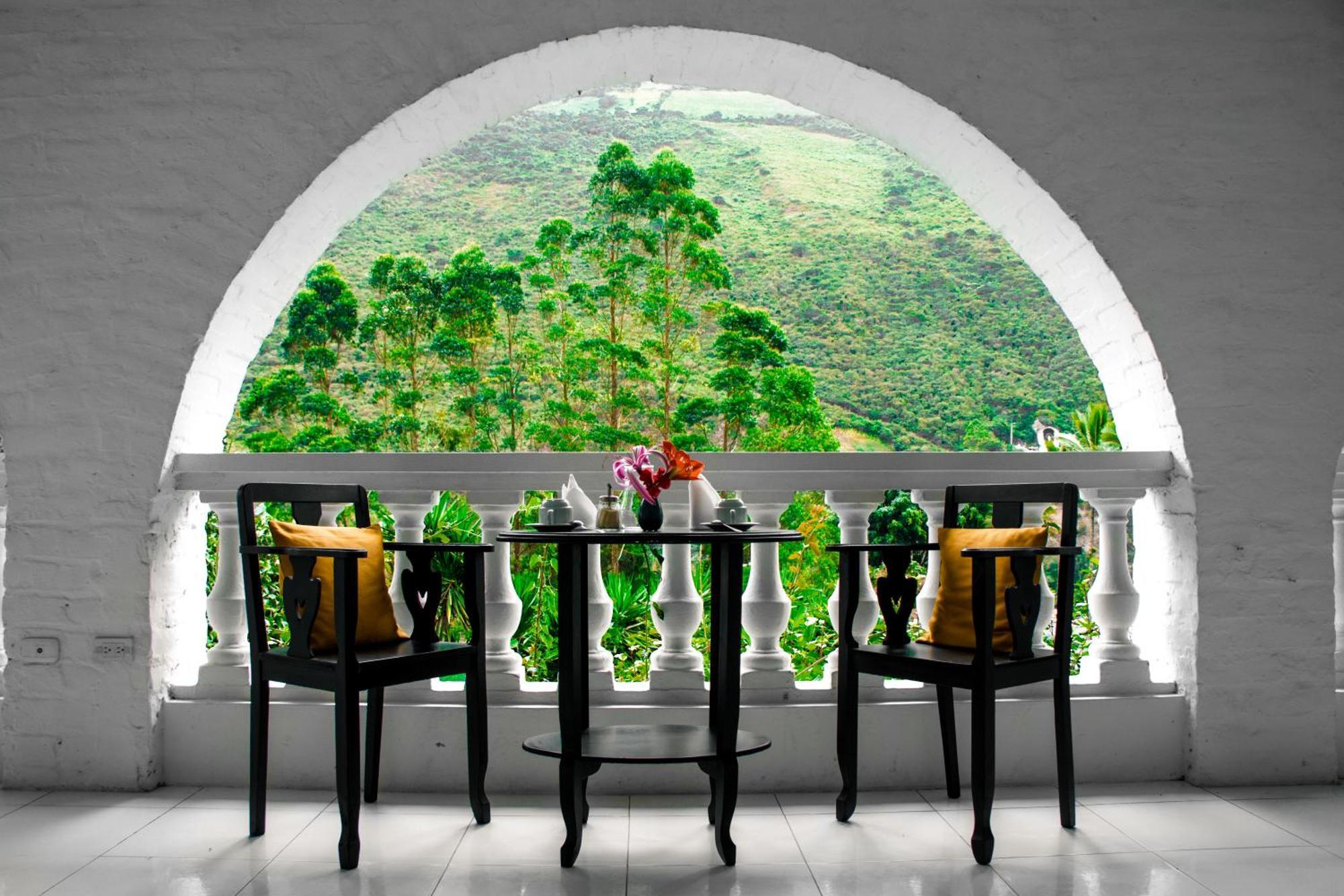 Hosteria La Eterna Primavera Huigra Exteriér fotografie