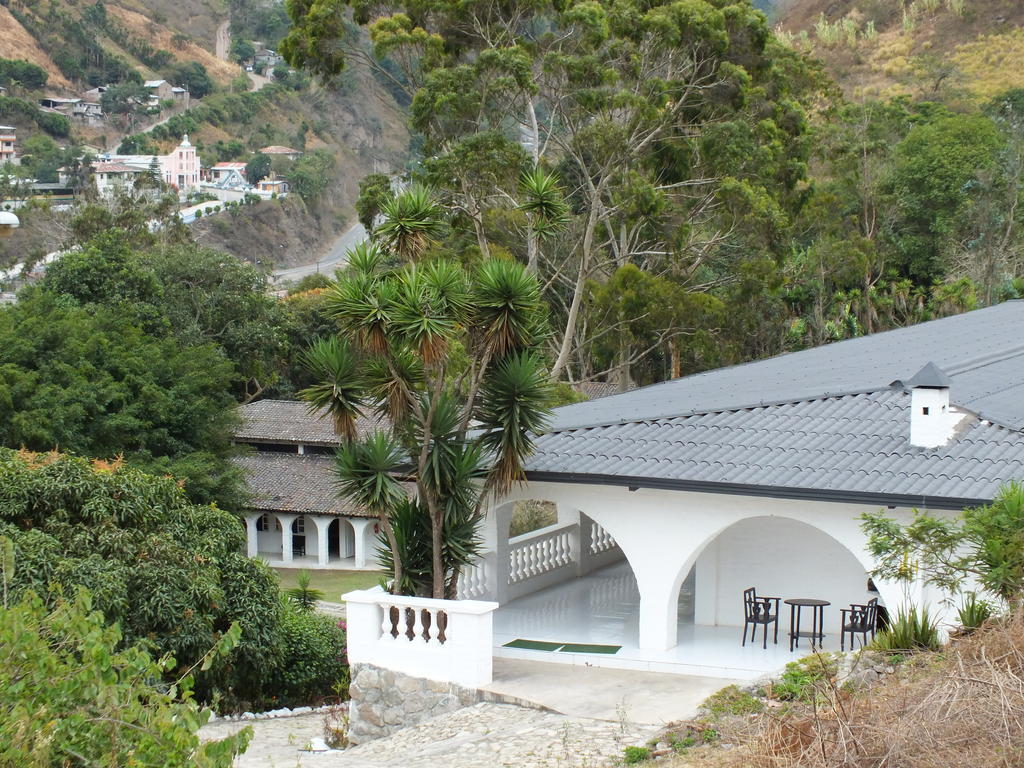Hosteria La Eterna Primavera Huigra Exteriér fotografie